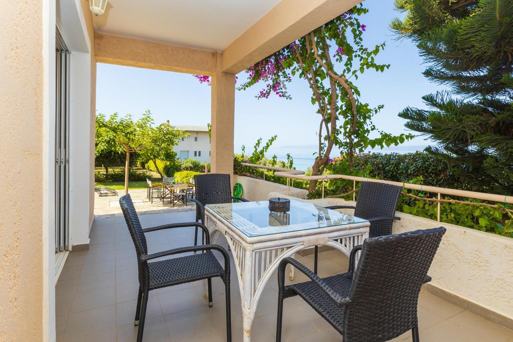 קלמאטה Messinian Blue Seaside Villa מראה חיצוני תמונה